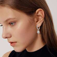 Bông tai bạc 925, đính đá Cubic Zirconia, họa tiết dấu chân động vật dễ thương và hình trái tim, thích hợp đeo hàng ngày, quà tặng sinh nhật. - Bạc - Xem 2