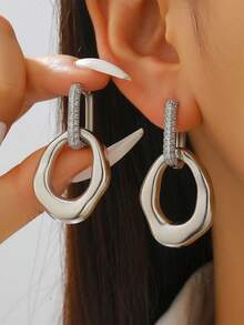 一对时尚夸张、大气、高端的不规则圆形耳环，尽显女性气质，个性十足，高端大气，适合日常佩戴。 - 耳環 - 查看 2