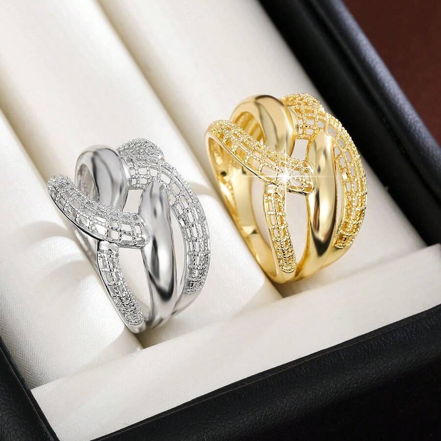 1pc Hollow Glossy Design Fashion Ring For Women - Multicolor - View 1