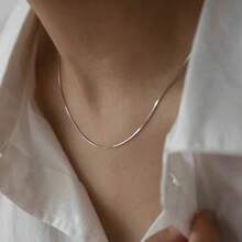 1 chiếc dây chuyền bạc hình rắn thanh lịch tối giản, dây chuyền choker bằng thép titan mỏng nhẹ, dây chuyền đa năng tinh tế. - Bạc - Xem 1
