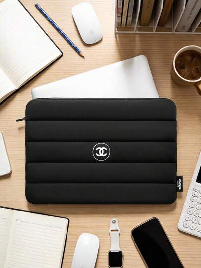 CHANEL 1. 时尚黑色笔记本电脑包，便携式化妆包，长方形大容量收纳包，男女通用设计