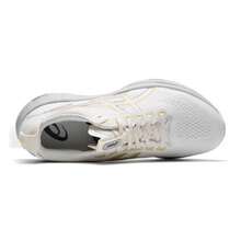 Asics 男士跑步鞋 GEL-KAYANO 32，舒适轻便户外跑步鞋 1011C263-101 - 米白色/銀灰色 - 查看 4