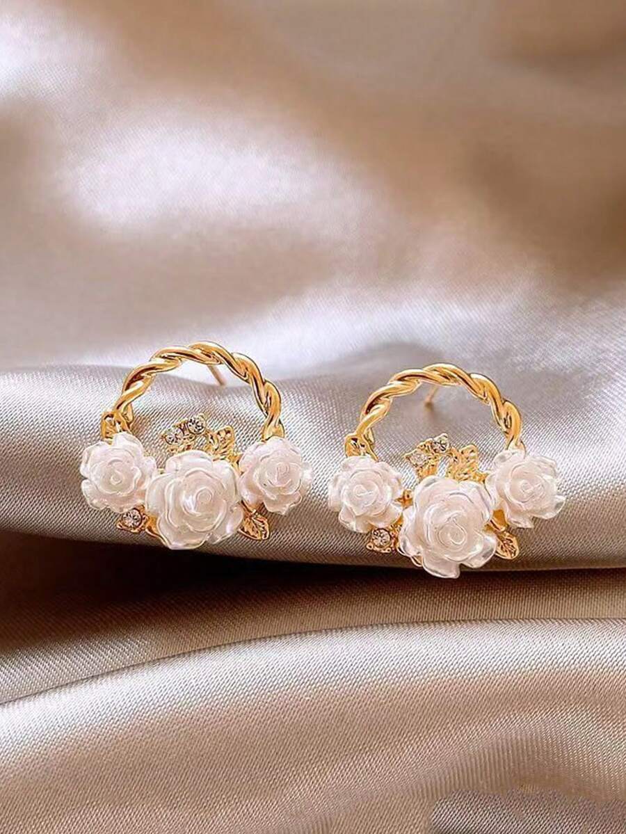 1 Pair Fashionable Floral Basket Design Stud Earrings, Round Flower Earrings, Unique High-End Personalized Versatile Earrings - White - View 1
