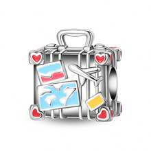 1. 镀银旅行系列 - 旅行吊坠，配有安全链 - 风车彩虹吊坠、浪漫热气球珠、飞行热气球珠、趣味行李箱珠、红色行李箱珠、自由飞行珠、冒险家背包挂饰、趣味椰子树挂饰。非常适合搭配原创蛇骨链手链、项链和串珠，DIY 制作珠宝。送给闺蜜的奢华礼物。 - 彩色 - 查看 17