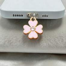 Nút bịt cổng điện thoại hình cỏ ba lá may mắn thời trang NYC, chất liệu kép hợp kim + PVC, bảo vệ cổng điện thoại đa năng, quà tặng cho mẹ, gia đình, bạn bè, trẻ em, sinh nhật, ngày lễ, phụ kiện điện thoại, bùa may mắn - Hồng - Xem 3