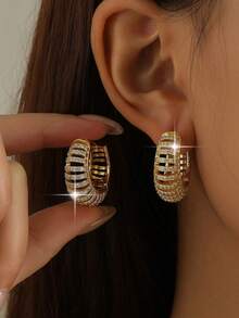 1 đôi bông tai vòng mạ vàng kẻ sọc tuyệt đẹp, đính đá Cubic Zirconia, quà tặng thời trang cho vợ, mẹ nhân dịp sinh nhật, kỷ niệm, đính hôn, trang sức đồng. - Vàng - Xem 2