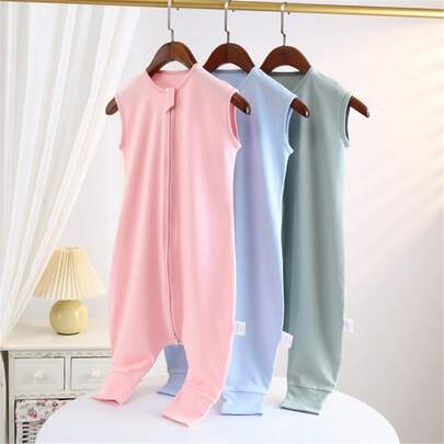 0,5 Tog leichter ärmelloser Kinderschlafsack, bequemer, saugfähiger und atmungsaktiver gestreifter Schlafrock mit geteilten Beinen, praktischer Reißverschluss, geeignet für alle Jahreszeiten