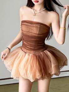 闪亮中长款嘉年华派对连衣裙，采用中等弹性的涤纶面料制成，A字裙摆设计，适合嘉年华及类似场合。 - 卡其色 - 查看 2