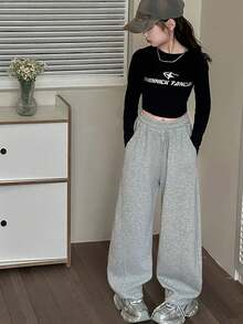 女童灰色阔腿运动裤，休闲轻便，适合春夏秋季穿着，运动风女童裤，女童服装，黑色裤子，运动服，绿色裤子，黑色裤子，童装，少女裤，运动裤，女童裤，少女服装，女童冬季服装，可爱裤子，青少年女童裤，条纹裤，女童服装，青少年女童工装裤，青少年女童运动裤，青少年女童喇叭裤，秋季青少年女童服装，8-12岁