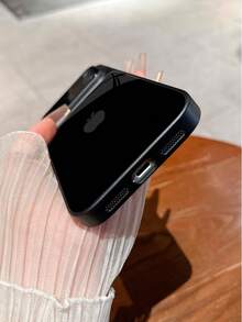 1个全新创意极简高端苹果设计奢华大视野钢化玻璃镜头保护手机壳，兼容 17/17Pro/17ProMax/17Air/16/16Pro/16ProMax/16Plus/15/15Plus/15Pro/15ProMax/14/14Plus/14Pro/14ProMax/13/13Pro/13ProMax/12/12Pro/12ProMax/11/11ProMax，磨砂防摔，全覆盖金属漆高级保护壳 - 彩色 - 查看 8