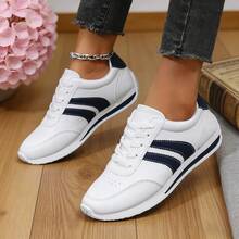 FZY These New 2026 Women's Casual Sneakers Feature Breathable Laces For Easy Slip-On And Slip-Off Without Lifting Your Heels. Ideal For Outdoor Activities, These Shoes Are Perfect For Women Who Prefer A Casual Or Preppy Style, As Well As Runners. They're Perfect For Travel, School, And Hiking. A Must-Have In Every Woman's Wardrobe During Valentine's Day – Elegant Women's Sneakers. A Variety Of Styles Of Women's Casual Sneakers Are Also Available. Stylish And Versatile White Sneakers And Orange Outdoor Sneakers Are Also Available. - 寶藍 - 查看 4