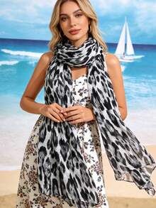 1件装女士轻薄豹纹围巾/头巾，多功能沙滩罩衫，适合日常穿着 - 黑與白 - 查看 3