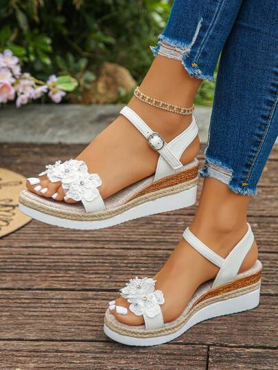 1双夏季青少年厚底凉鞋，时尚度假沙滩凉鞋，花卉搭扣，简约露趾舒适厚底休闲厚底凉鞋