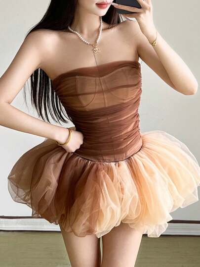 女士无肩带无袖撞色网纱拼接针织露脐上衣，适合嘉年华舞台表演