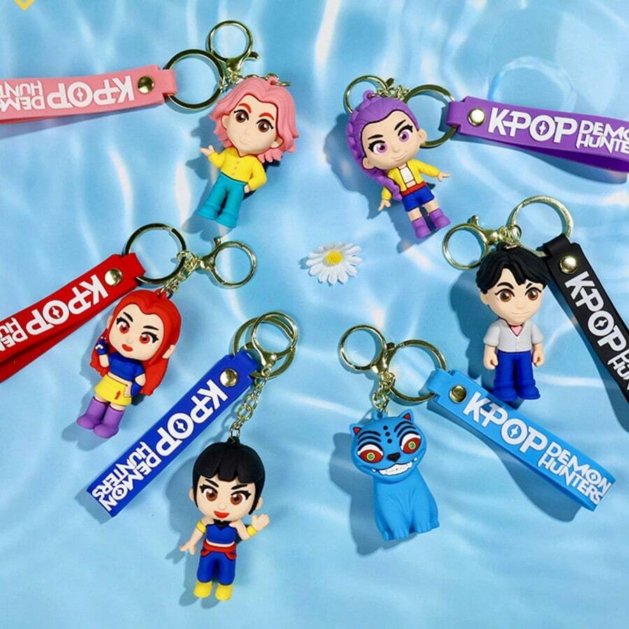 Mattel 1个女巫猎人钥匙扣，PVC材质钥匙圈，防丢钥匙链，DIY背包挂件 - 彩色 - 查看 1