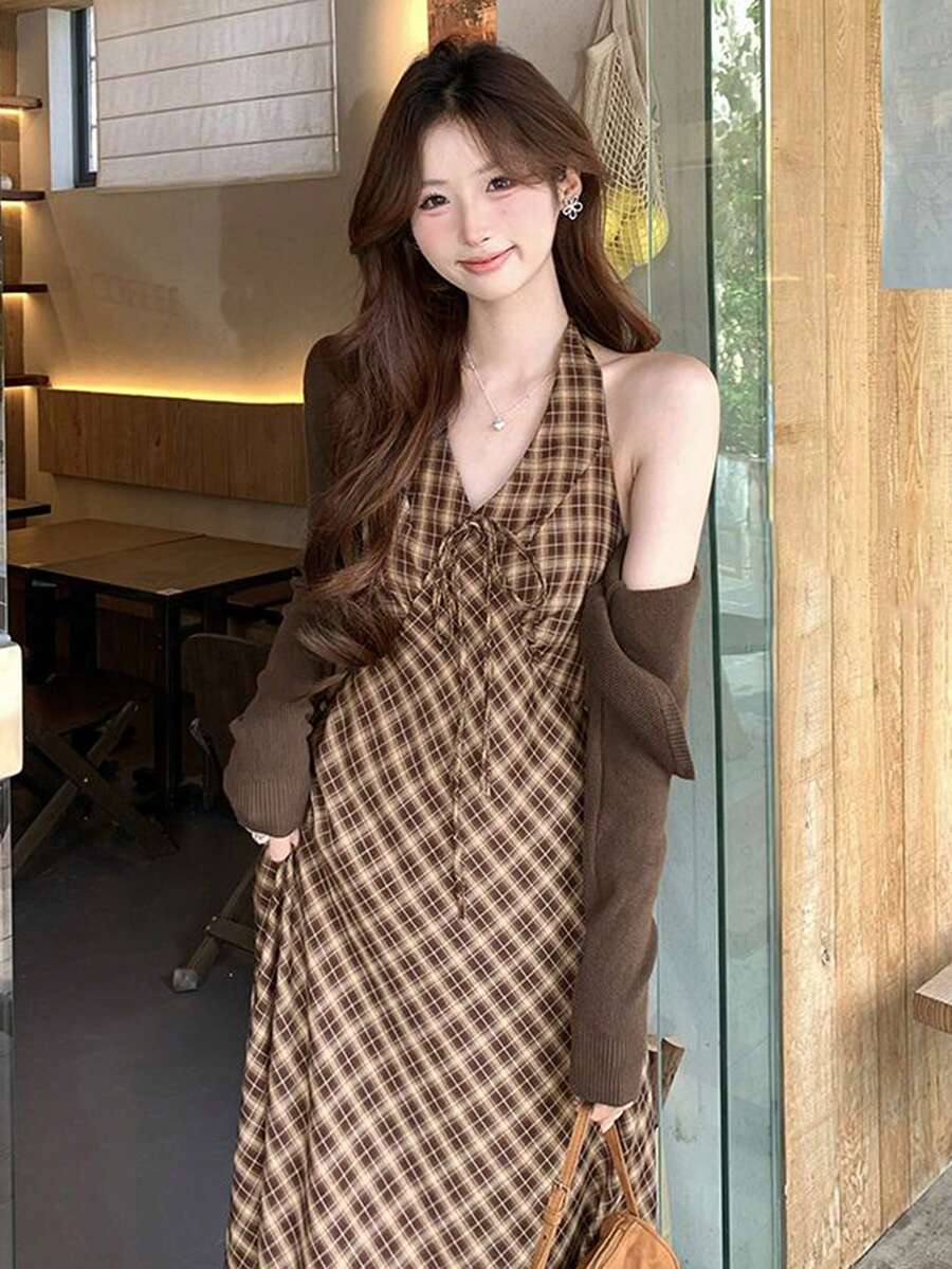 Đầm hai dây kẻ caro thanh lịch mới, phối cùng áo khoác cardigan, đa năng (Họa tiết kẻ caro ngẫu nhiên) Mùa hè - Cà phê nâu - Xem 1