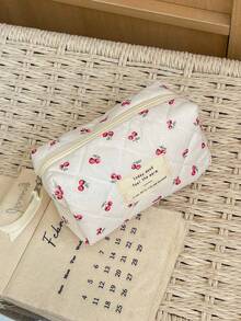 1 pièce Nouveau cadeau de Nouvel An Sac de maquillage en forme de nœud papillon matelassé rouge cerise. Sac cosmétique portable de grande capacité avec fermeture éclair, idéal pour les voyages et les vacances. Peut contenir les serviettes hygiéniques, les clés, les téléphones portables, les chargeurs, les rouges à lèvres, les cosmétiques, les parfums, les pinceaux de maquillage, les produits de soins de la peau et de beauté. Convient aux femmes, aux étudiantes, aux écolières, comme cadeau de fête. - Blanc - Voir 5