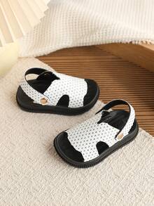 1双女童夏季新款休闲百搭防滑软底平底凉鞋，幼儿/小童夏季户外时尚平底凉鞋 - 白色 - 查看 2