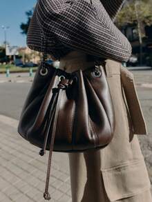 Deep Brown Drawstring Bucket Bag, Chain Shoulder/Crossbody Strap, Soft Leather Feel, Large Capacity, Hobo Style Versatile Daily Bag, Women Handbag, Women Gift - Brown - View 4