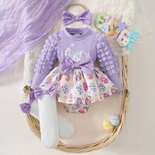 4件套女婴复活节休闲日常可爱紫色针织圆领英文印花泡泡袖长袖拼接针织印花连体衣，白色针织袜，紫色蝴蝶结发带，春秋季套装 - 淡紫色 - 查看 2