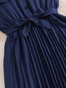 Left Mama 女童休闲无袖褶皱领连衣裙，适合夏季外出穿着 - 藍色 - 查看 5