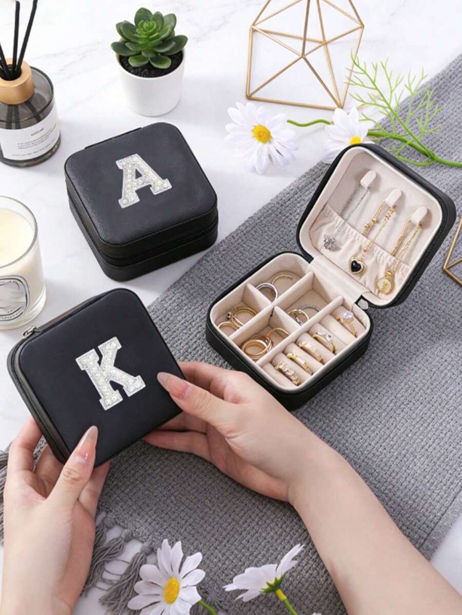 1 pieza Caja de joyería de viaje portátil con perlas, estuche de almacenamiento de joyería de cuero PU pequeño, adecuado para mujeres y niñas, caja de viaje compacta y mini para sostener aretes, anillos, pulseras, ideal para vacaciones, playa, dormitorio, colección de viaje, regalo para dama de honor, regalo para recién casados, regalo para el Día de la Madre, regalo para la novia, regalo para mujeres, regalo de graduación, regalo especial de aniversario, decoración de sala de maquillaje, decoración de habitación - Multicolor - Ver 1