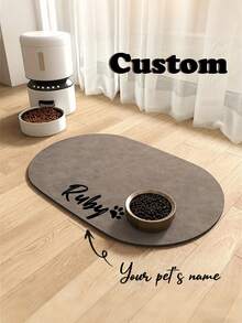1 件装可定制宠物喂食垫，快速吸水，可个性化定制宠物名字，适用于猫狗，底部防滑橡胶材质防止食物残渣堆积，室内使用，深灰色，简约设计，是送给宠物主人的理想礼物，尤其适合生日、情人节和新年等节日。
