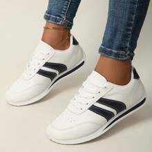 Color-Blocked Sneakers - Color-Blocked Casual Sneakers - Lace-Up, Lightweight, Soft Sole - Suitable For Walking, Skateboarding, And Everyday Wear - Women's - Comfortable, Stylish, And Versatile - Effortlessly Achieve Both Style And Comfort. - 黑藍色 - 查看 2