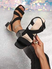Nuevas sandalias de mujer con tira gruesa y tacón en color nude - Negro - Ver 4