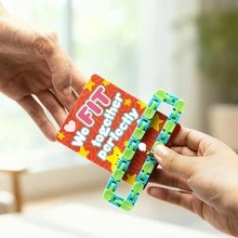 Joyfy 28 Packs Valentine's Day Classroom Exchange Gift Cards With Toys, Wacky Tracks With Valentines Cards, Twist Track Fingers, Snake Puzzles Fidget Toys For Stress Relief, Gift Exchange, Holiday Birthday Party Favor - Nhiều màu - Xem 5