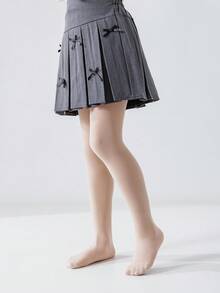 1件装女童轻薄透气打底裤，经典简约弹力贴合无缝舞蹈袜，休闲柔软舒适防勾丝紧身裤，适合日常穿着、舞蹈练习、舞台表演、居家休闲、返校季等场合。 - 米色 - 查看 5