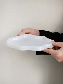 1件创意优雅奢华云朵造型首饰托盘，ins风家居装饰，玄关钥匙收纳托盘，香炉托盘，适用于客厅、玄关，可用于收纳首饰及配饰，不对称云朵陶瓷托盘，装饰收纳摆件，首饰托盘收纳，化妆间装饰，房间装饰 - 彩色 - 查看 13