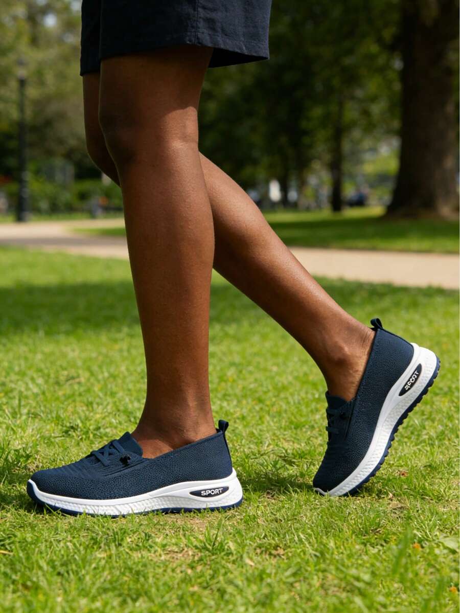 Zapatos casuales nuevos y cómodos para mujeres, con caja de punta ancha, adecuados para madres de mediana edad y ancianas