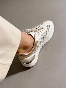 SCARPE DONNA IN PELLE SINTETICA CON RETE AI LATI - White - View 4