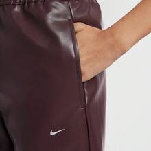 Nike 女士 AS W NSW KTMH WVN MR PANT GCEL 运动皮裤 IQ4940-652 - 紅色 - 查看 3