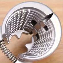 1个多功能金属核桃夹，防滑手柄，魔术螺丝刀开壳器，家用耐用金属核桃夹 - 可打开核桃、栗子、榛子和山核桃 | 符合人体工程学手柄，多功能核桃夹，核桃剥壳工具 - 彩色 - 查看 7