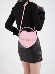 Pink Heart-Shaped Crossbody Bag, Local Delivery Inspired Designer Handbags, Luxury Bags For Women, Sweet Matte Finish Hand Bag With Heart Chain Decor, Elegant Valentine's Day Gift, Perfect For Spring Summer, Travel Essential, College Essentials, Bridal Shower Party Favors, Wedding Favors For Guests - 粉色 - 查看 4