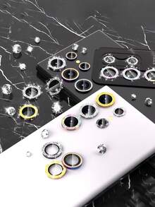 一套相机镜头保护膜，兼容三星 Galaxy S25 Ultra、S25/25 Plus、S24 Ultra、S24、S24 Plus、S23 Ultra、S23、S23 Plus。采用高清钢化玻璃和铝合金镜头环设计。也适用于 A14、A15、A16、A36、A55、A54、A25 等其他型号。适合日常、办公和家庭使用。 - 銀色 - 查看 6