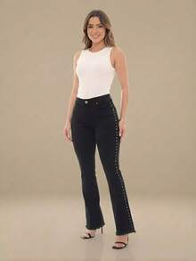 pthirillo Women's Black Flare Jeans With High-Waisted Butt-Lifting Effect And Rhinestone Detail. - 側邊釘子 - 查看 5