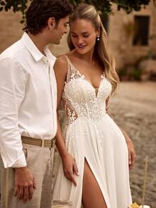 Elegant V-Neck A-Line Wedding Dress With Chic Backless Detail – Sophisticated Floor-Length Bridal Gown Featuring An Alluring Neckline, Daring Open Back Design, And Gracefully Flowing Silhouette, Perfect For Weddings, Christmas Galas, Halloween Balls, Formal Dances, Birthday Celebrations, And Special Evening Events. A Versatile Choice For Wedding Receptions, Holiday Parties, Anniversary Dinners, Luxury Getaways, Black-Tie Occasions, Cocktail Gatherings, Bridal Showers, Wedding Guest Attire, Graduation Formals, Homecoming Events, And As A Modern Bridesmaid Or Festive Evening Gown. - 白色 - 查看 3