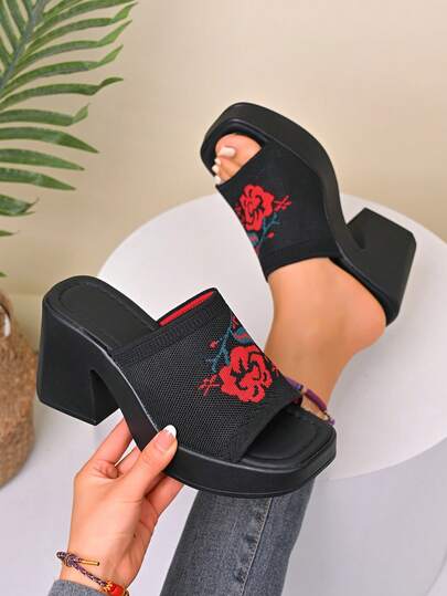 Waterproof Platform Thick Sole Slide Sandals For Women, Floral Embroidery Slip-On Slippers, Black, Chunky Heel, Summer New Arrival