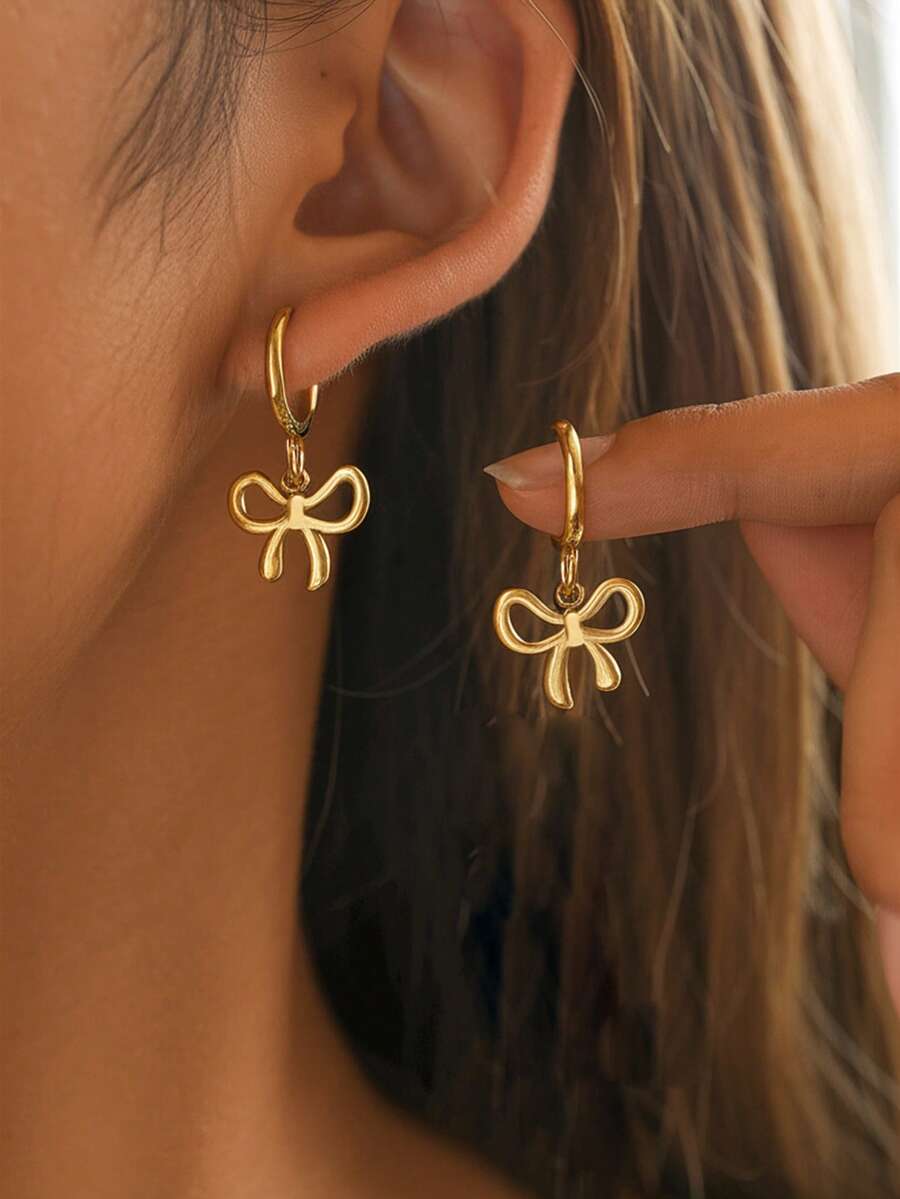 2 件欧美风时尚简约不锈钢蝴蝶结吊坠耳环，蝴蝶图案造型，细节精致，适合女孩日常佩戴、参加派对、作为生日礼物。 - 耳環 - 查看 1