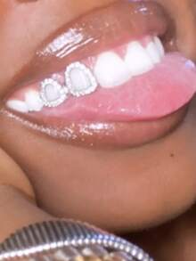 1 Set Fashionable Women's Hip Hop Rhinestone Hollow Heart & Hollow 6-Tooth Grill Teeth Grillz, Carnival Party Accessories, Christmas Couples Gift, Unisex - Multicolor - View 2