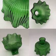 Green Glass Bell Shade Replacement, Modern Classic Retro Style, E26/E27 Base, Suitable For Kitchen Island, Bedroom, Bathroom, Living Room, Dining Room, Farmhouse, Study, Entryway, Closet, Vacation Rental, Bar, Vanity Light (Shade Only) - Green - View 4