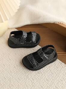 1 Pair Kids Summer New Soft Bottom Fashion Versatile Non-Slip Flat Sandals, Toddler/Little/Big Girls Daily Casual Beach Sandals - Black - View 3