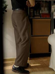 Pantalones de traje rectos de pierna con micropliegues de unicolor para hombre