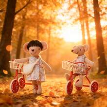 1:12 Handmade Wrought Iron Mini Tricycle Model, Wheels Rotate, No Electricity Required. Suitable For Miniature Landscape Photography, Scene Setting And Mini House Furniture Decoration. Lacquered Finish Ensures Durable And Wear-Resistant. A Versatile Holiday Gift.