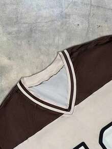 Camiseta de estilo retro para hombre, parte superior suelta con estampado numérico de cuello en V, moda casual de calle/campus - Multicolor - Ver 6