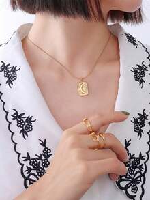 Stainless Steel Waterproof & Fade-Resistant Sun & Moon Rectangular Pendant Necklace, Suitable For Women's Daily Wear - Gold - View 3