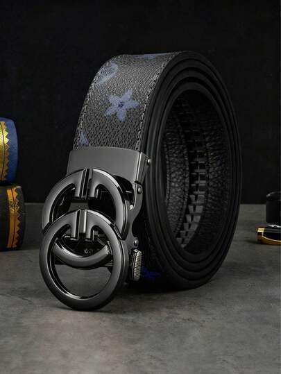 1 st. herrbälte i metall med bokstavsspänne och automatiskt spänne, lätt och lyxigt affärsbälte med stjärntryck, 113 cm, lämpligt för daglig pendling och kontor, enkelt och diskret. En idealisk present till bröder, familjemedlemmar och pojkvänner till jul.